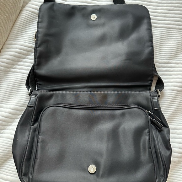 PRADA NYLON SHOULDER BAG - Picture 4 of 9